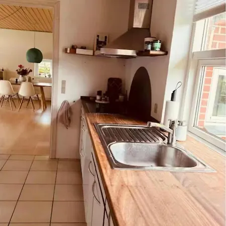 Cozy House In Hasseris
